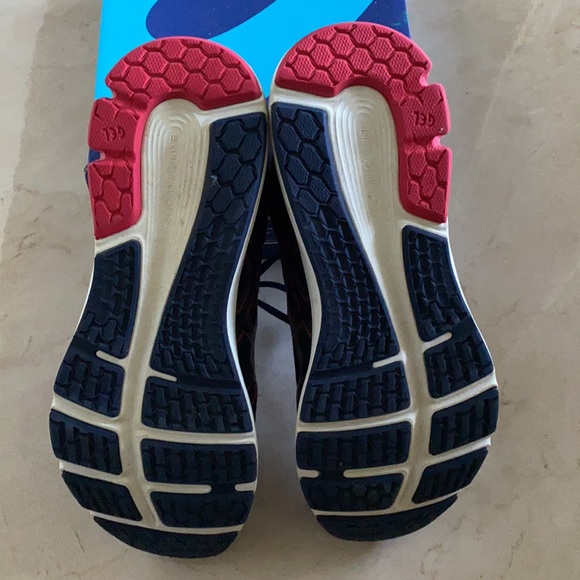 Asics Gel - Pulse 11 Men’s - Picture 4 of 4